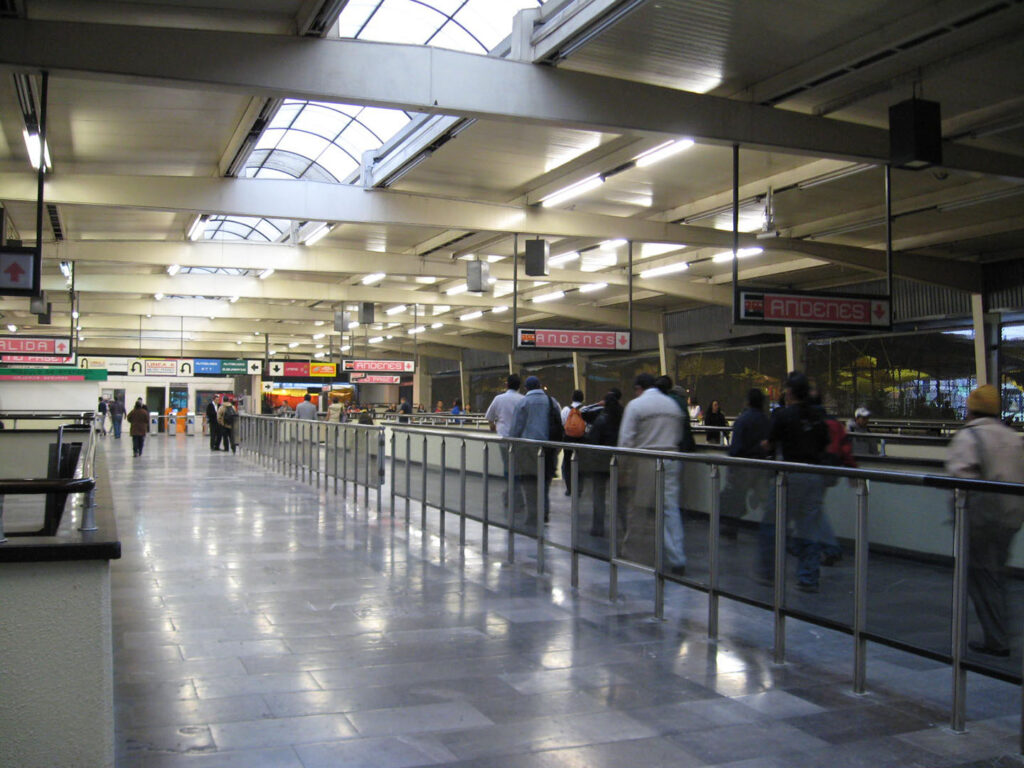 Pantitlán Metro